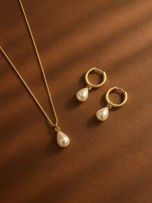 Set de 3 piezas de joyería de acero inoxidable a prueba de agua y resistente al deslustre, con aro de pendientes y collar con gota de agua y perla, adecuado para uso diario de mujeres, en color oro/plata