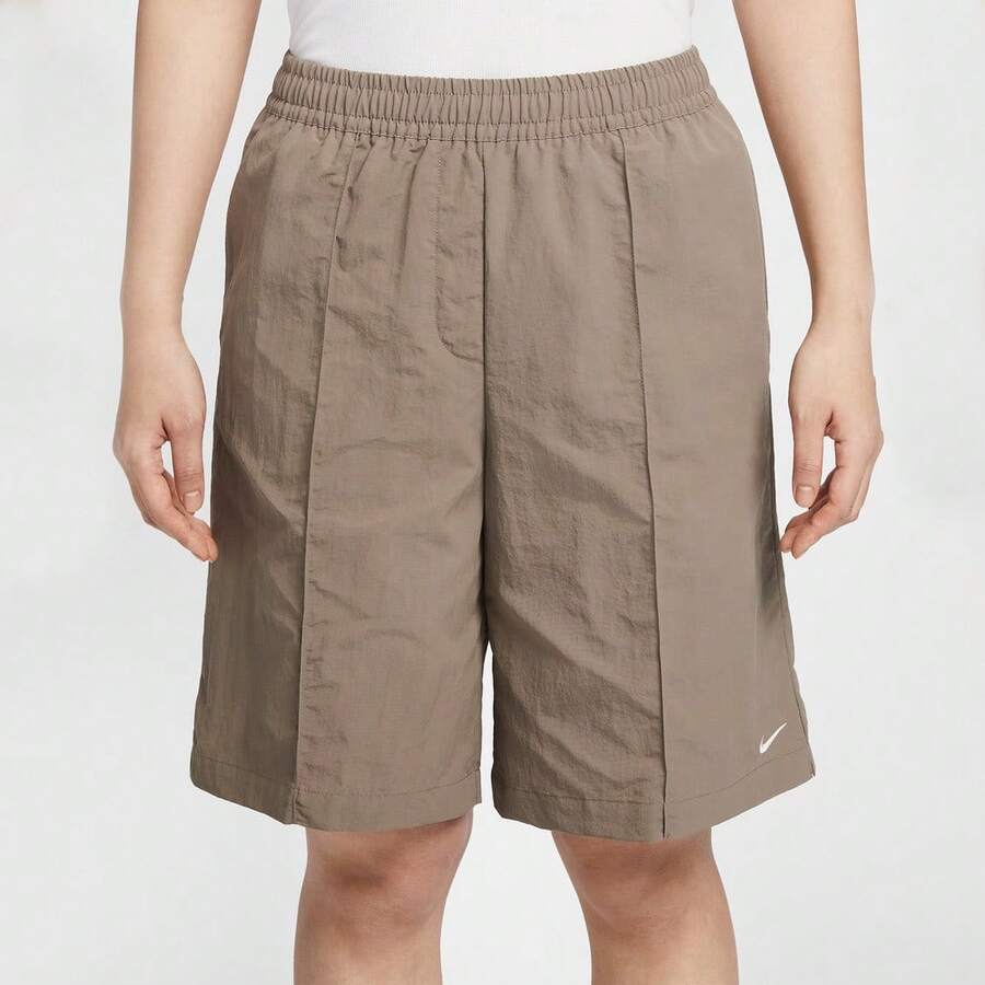 Nike 女款 AS W NSW EVRYTHNG WVN HR 9 英寸梭织短裤 HJ1398-214 - 棕色 - 查看 1