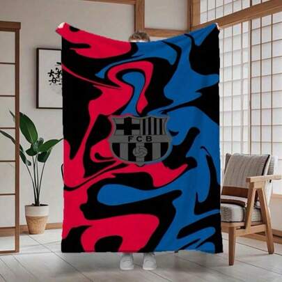 Manta de franela con logotipo sobre fondo de tinta roja y azul, fácil de extender, duradera como nueva, material resistente a las arrugas que garantiza un calor duradero. Un elemento perfecto para la decoración de bares, esencial para la decoración personalizada del hogar, que mejora la calidad del espacio.