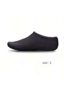Chaussures d'eau pour femmes et hommes, séchage rapide, chaussettes aqua, natation, plage, pieds nus, yoga, exercice, accessoires sportifs, piscine, camping, indispensables. Très respirantes et légères, conviennent pour le port en été, réduisent la charge des pieds et sont faciles à transporter sur la plage. Le produit est léger, respirant et peut être commandé selon vos besoins.