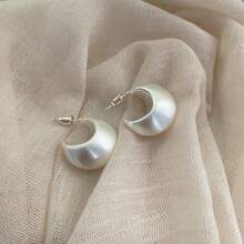 1pair French Vintage Exaggerated Matte Metal Stud Earrings For Women, Korean Style Chic and Versatile Fashion Ear Accessories - Yellow Gold - View 2