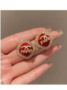 1 par de pendientes elegantes con letras rojas - Joyería minimalista y de lujo ligero con alfabeto delicado