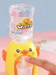 IMPORTEEK Dispensador Garrafón de Agua Miniatura  Formas Animadas + Vaso Incluido - Amarillo - Ver 4