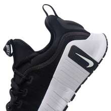 Nike Tenis atléticos Women's Free Metcon 6, livianos y cómodos, amortiguados para fitness y entrenamiento, FJ7126-001 - Blanco y Negro - Ver 7