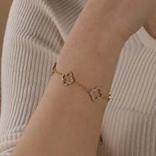 1pc Lucky 18K Gold Plated Hollow Clover Bracelets For Women Golden-Tone Cubic Zirconia Paved Stainless Steel Chains Copper Band Bangle For Party And Daily Wear