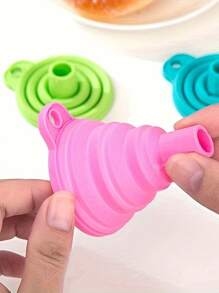1 pièce d'entonnoir pliable en silicone - conception flexible et gain de place pour une utilisation en cuisine et au restaurant - idéal pour le transfert de liquides, confitures, haricots - sans danger pour les aliments, sélection aléatoire de couleurs