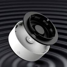 1 pieza Cenicero inteligente, autoapagado. Purificación inteligente, operación con un solo toque, filtración multicapa, ventilador potente y silencioso. Funciona con pilas (2 pilas AA). Adecuado para sala de estar, sala de reuniones, oficina, lobby de hotel, lugares de entretenimiento (por ejemplo, sala de juegos). Regalo perfecto.