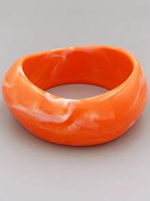 1pc Asymmetrical Wide Resin Bracelet For Women, Fashionable And Versatile