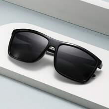 Schwarze retro quadratische Rahmen Modebrillen für Herren, geeignet für den täglichen Gebrauch