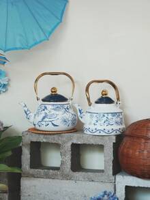 1 ấm đun nước tráng men họa tiết bướm và hoa trên nền trắng, có thể đun nóng trực tiếp quanh năm, dùng làm ấm đun nước, ấm trà, ấm cà phê, ấm rang trà trên bếp, ấm trà chiều, cũng như làm quà tặng cho bạn bè và gia đình vào các dịp lễ và sinh nhật. - Nhiều màu - Xem 5