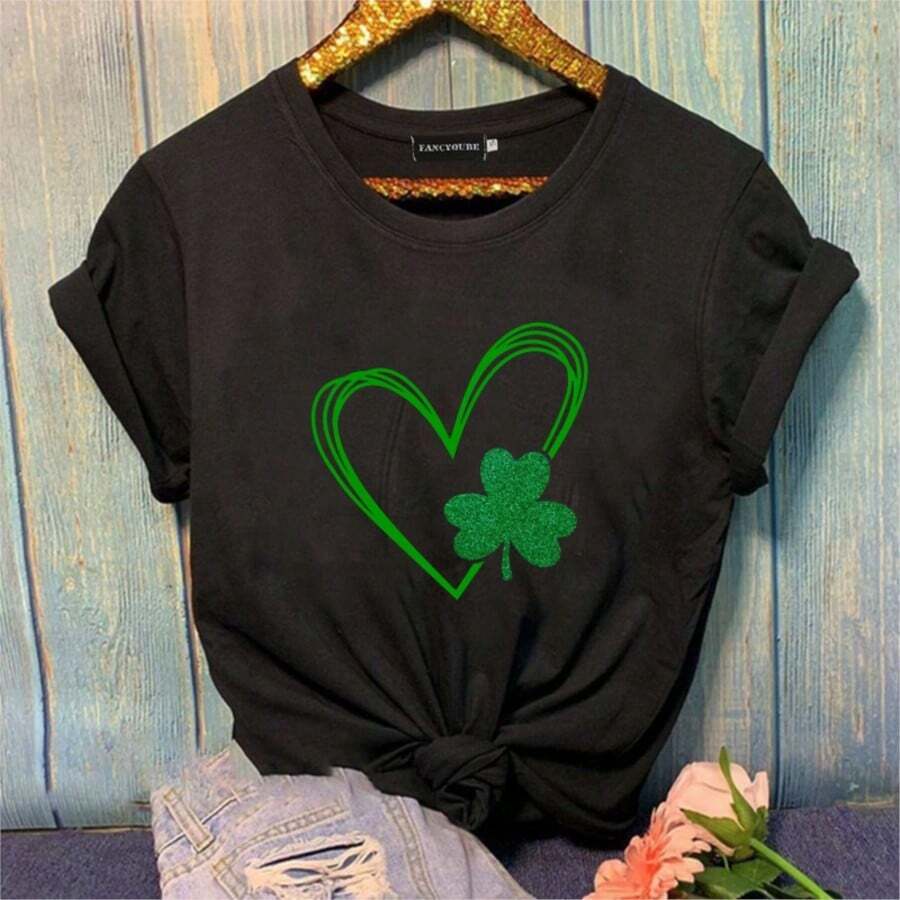 BREATHABLE COOL SUMMER Women's Personalized Creatives  Heart Shamrock T-Shirt St. Patrick's Day Casual Pattern Printed Shirt Women's Fashion Outdoor T-Sh - Black - View 1