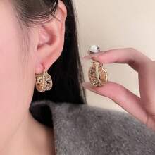 1 Pair Luxury Copper Women's Earrings, Suitable For Daily Wear, Dates, Holidays, And Vacations