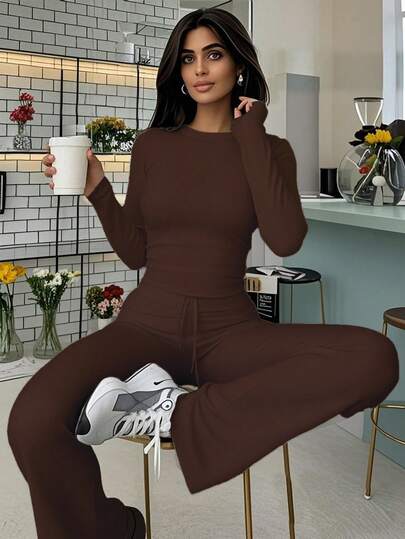 Women's Fashion Cropped Long Sleeve Top And Fitted Flare Pants Sports Suit, Autumn