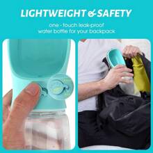 Bouteille d'eau pour chien de 550 ml/19 oz, distributeur d'eau portable pour animaux de compagnie étanche avec bol d'alimentation, convient pour la promenade en plein air, la randonnée, les voyages, en plastique (bleu/rose)