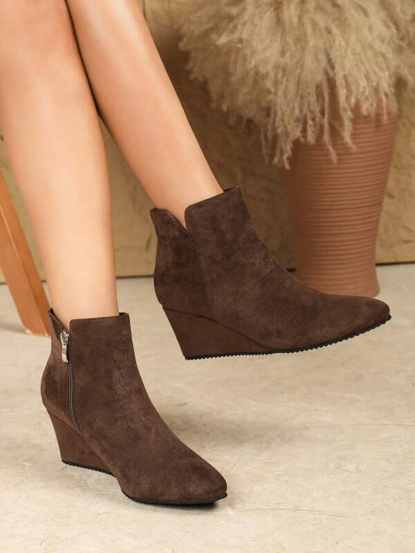 Women's Plus Size Wedge Heel Suede Ankle Boots, Fashion Boots, Versatile