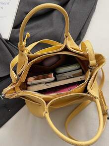 (With Accessory Pendant) Korean Fashion Multifunctional Girl/Lady Office Bag, Women Handbag, Korean INS Style, New Simple Minimalist Tote Bag, Large Capacity, Adjustable Strap, Zipper Closure, Casual Versatile Shoulder/Crossbody Bag, Suitable For Party, Work, Shopping, Campus, Gift For Girlfriend - Yellow - View 11