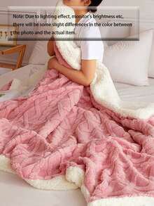 1件涤纶夏尔巴双层毛毯（不含填充物），纯色波浪纹双层毛毯，适合所有季节，温暖柔软，简约时尚床毯，适用于卧室、沙发、办公室、沙发床 - 粉色 - 查看 7