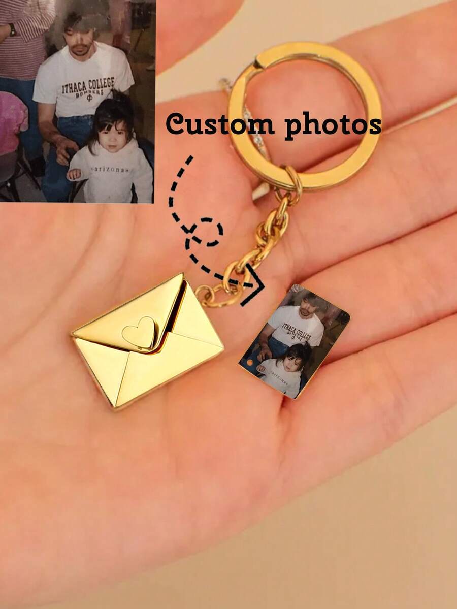Custom Personalized Best Friend Graduation Gift Custom Photo Keychain Personalized Photo Envelope Keychain Suitable For Valentine's Day Gift - SUV-heart-shaped Envelope Keychain - View 1