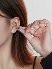 Elegant Fashionable Unique 925 Sterling Silver Gold Plated Knit Design Zirconia Square Stud Earrings For Women Daily Wear