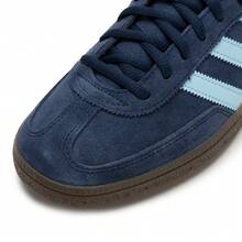Adidas Originals 男女款低筒經典運動鞋 HANDBALL SPEZIAL 輕量舒適透氣運動休閒鞋 BD7633 - 深藍/淺藍 - 查看 10