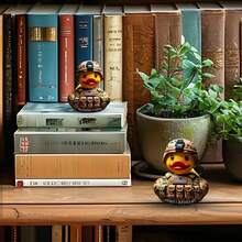 Armed Duck,Memorial Duck,Military Duck Resin Figurine,Uniform Armed Forces Resin Duck,Unique Military Rubber Duck Desktop Ornament Day Gifts,Hand-Painted Duck Toy - D - 查看 9