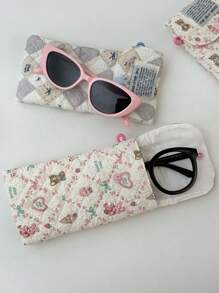 1Pc Cute Heart& Bear Pattern Quilting Glasses Bag ,Travel Glass Pouch ,Girls Glasses Storage Box, Sunglasses Accessories Featuring A Cute Print Style, Cartoon Design, And A Girlish Heart Pattern, Perfectly Protecting Sunglasses And Making It A Great Gift For Summer Vacation ,Journey