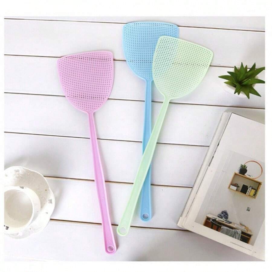 1pc Random Fly Swatter, Thickened Mesh Plastic Fly Swatter, Durable Summer Household Mosquito Swatter With Long Handle - B - View 1