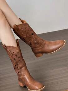 Retro Brown Western Cowboy Boots, Women Spring Autumn 2025 New V-Cut Hollow Mid-Calf Rider Boots, Vintage Style