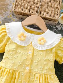Girls' Summer And Spring Dress With Turned-Up Collar, Scalloped Hem, Short Sleeves With Flowered Cuffs On Both Sides, Embossed Flowers All Over, Front Placket A-Line Dress In Cute Little Princess Style - Yellow - View 3
