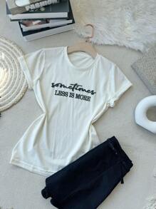 Camiseta Feminina Algodão "sometimes less is more"