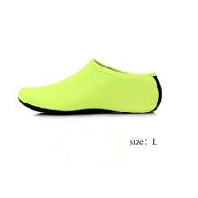 Chaussures d'eau pour femmes et hommes, séchage rapide, chaussettes aqua, natation, plage, pieds nus, yoga, exercice, accessoires sportifs, piscine, camping, indispensables. Très respirantes et légères, conviennent pour le port en été, réduisent la charge des pieds et sont faciles à transporter sur la plage. Le produit est léger, respirant et peut être commandé selon vos besoins.