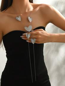 1 pieza Collar elegante y minimalista con cadena con forma de corazón y flecos, adecuado para uso casual, de fiesta o diario de las mujeres