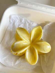 2pcs/1pc Women Acrylic Polka Dot Yellow Marble Printed Daisy, Hair Clips, Minimalist Fashion Design For Bun Updo, Summer Beach Travel Hawaii Style Accessories, Suitable For Daily Use Fashion Hair Accessories Flower Claw Clips Elegant Hair Claw Fall Winter For Vacation Outfits Woman - Multicolor - View 3