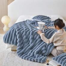 Luxury Faux Rabbit Fur Soft And Warm Blanket, Suitable For Sofa, Bed, Office, Travel, All Season, Multifunctional Blanket, Suitable As Gift For Friends, Valentine's Day - Blue Gray - View 6
