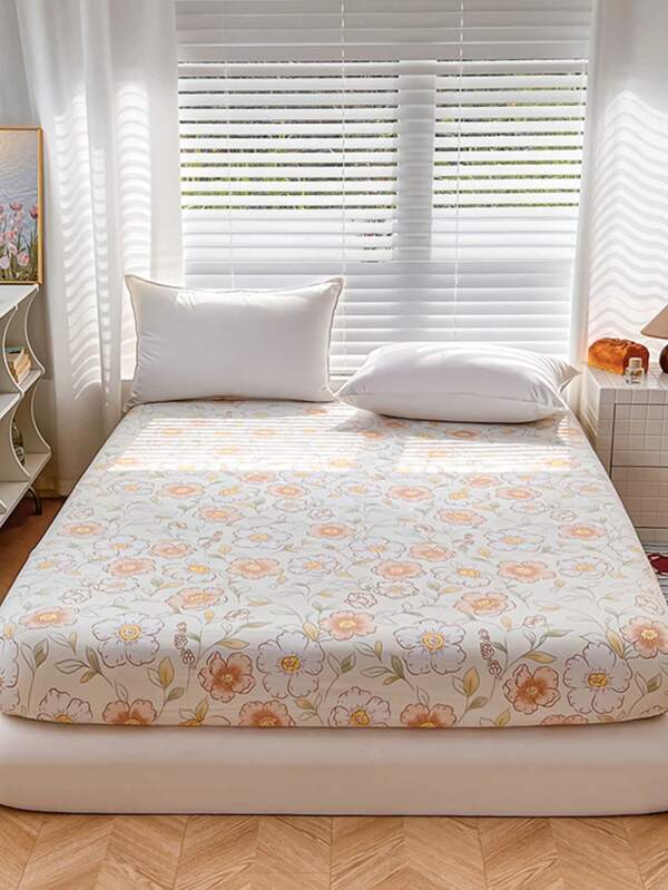 1pc Orange & White Floral Print Fitted Sheet With Deep Pocket, Green Leaf Fresh Farmhouse Style, Hypoallergenic Polyester Fabric, Comfortable & Skin-Friendly, Home & Dorm Bedding Decor