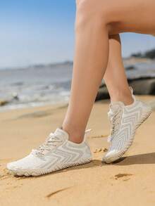 L.S.W.P 男士休闲轻便速干透气水鞋，赤脚防滑鞋，适合户外沙滩冲浪水上运动和室内健身、举重、瑜伽，男女通用，四季皆宜