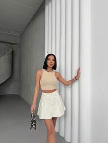 High-Waisted White A-Line Mini Skirt With Zipper, Button, And Pockets, Elegant Casual Look For Summer - Champagne - View 7