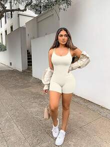 Women Workout Seamless Jumpsuit Yoga Ribbed Bodycon One Piece Spaghetti Strap Shorts Romper ﻿ - 白色 - 查看 2