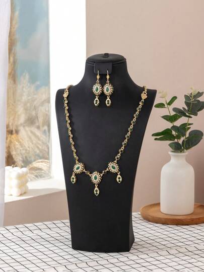 Vintage Palace Style Asymmetrical Rhombus Pendant Necklace & Earrings Set, With Dotted Chain, Jewelry Set For Wedding Party