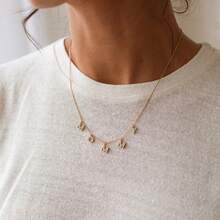 Custom Mommy Letter Necklace Personalized - Minimal Gold Necklace For Moms *LARI MOMMY NECKLACE* - Multicolor - View 8