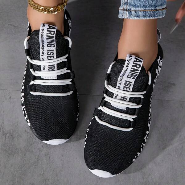 [Baskets sportives respirantes] Baskets décontractées légères et respirantes pour femmes - Semelle en EVA souple et extensible pour l'amortissement et la durabilité - Chaussures basses à lacets pour toutes les saisons, noir avec accents blancs