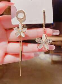 Exquisite Floral Tassel Drop Earrings, Asymmetric Design With Green Cat Eye Stones, Women Fashion Long Earrings