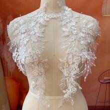 1 Pair 3D Lace Applique Floral Embroidery Patches - Delicate Hollow-Out Design, High-Quality Polyester Fabric, 10 Colors (White/Red/Gold/Black) Suitable For Wedding Gowns, Evening Dresses, DIY Fashion Accessories, Embroidered Dresses, Dress Decorations, Fine Embroidery, Dress Embellishments, Elegant Decorations, Exquisite Craftsmanship, Craft Enthusiasts