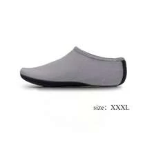 Chaussures d'eau pour femmes et hommes, séchage rapide, chaussettes aqua, natation, plage, pieds nus, yoga, exercice, accessoires sportifs, piscine, camping, indispensables. Très respirantes et légères, conviennent pour le port en été, réduisent la charge des pieds et sont faciles à transporter sur la plage. Le produit est léger, respirant et peut être commandé selon vos besoins.