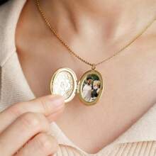 Custom Vintage Locket Necklace With Photo, Pet Memorial Necklace, Photo Locket Pendant, Keepsake, Christmas Gift, Wedding Gift, Gift For Her