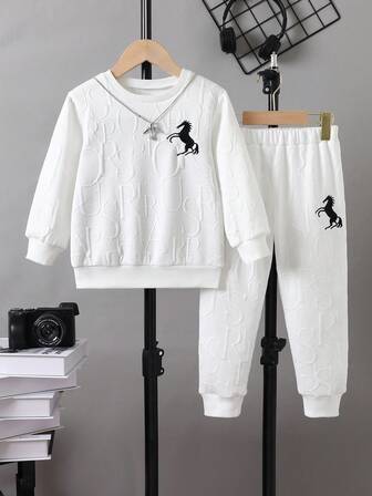 2 st/set avslappnad stickad tröja med präglat bokstäver och rund hals, lämplig för vardags- och utomhusbruk, för pojkar 4-7 år på hösten/vintern