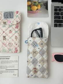 1Pc Cute Heart& Bear Pattern Quilting Glasses Bag ,Travel Glass Pouch ,Girls Glasses Storage Box, Sunglasses Accessories Featuring A Cute Print Style, Cartoon Design, And A Girlish Heart Pattern, Perfectly Protecting Sunglasses And Making It A Great Gift For Summer Vacation ,Journey