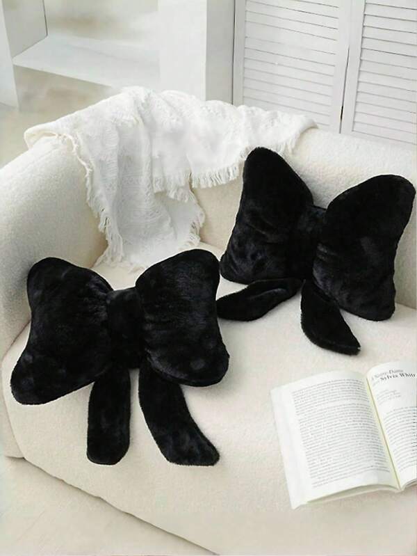 1 almofada decorativa com laço preto decorado, almofada macia e fofa decorada com laço, adequada para decoração de cama, sofá e quarto, decoração de casa, tapetes essenciais para decoração de casa na primavera e no verão, presentes perfeitos para familiares e amigos em festivais e casamentos, presentes de formatura, presentes de aniversário