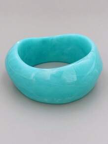 1pc Asymmetrical Wide Resin Bracelet For Women, Fashionable And Versatile