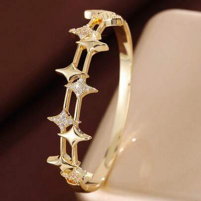 1件 时尚个性化四角星图案镶嵌立方氧化锆女士手链